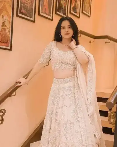 Escort Service In Khardung